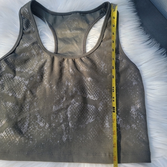 2/$20 Evolution and Creation Metallic Snakeskin Print Crop Top M - Picture 7 of 8